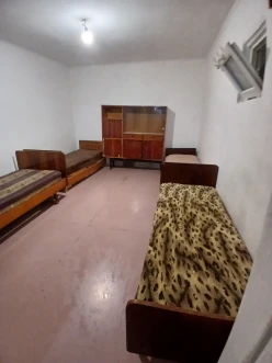 İcarə köhnə tikili 2 otaqlı 60 m²,  İnşaatçılar m.-5