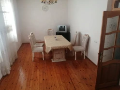 Satılır ev/villa 3 otaqlı 100 m², Binə q-13