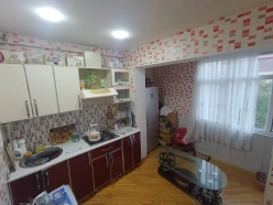 {"az": "Satılır köhnə tikili 2 otaqlı 60 m², İnşaatçılar m.", "en": "Sale old building 2 rooms 60 m²,  Insaatchilar m.", "ru": "Продан Старое здание 2 Комнаты 60 m²,  Иншаатчылар м."}-5