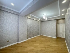 Satılır yeni tikili 4 otaqlı 141 m², İnşaatçılar m.-24