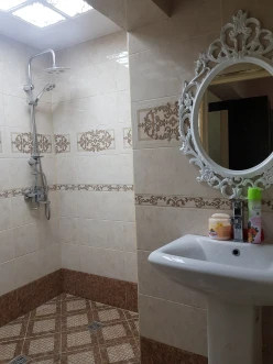 İcarə yeni tikili 2 otaqlı 70 m², 8 Noyabr m.-7