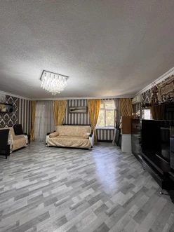 Satılır köhnə tikili 3 otaqlı 85 m²,  Elmlər Akademiyası m.-10