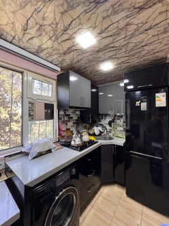 Satılır köhnə tikili 3 otaqlı 85 m²,  Elmlər Akademiyası m.-4