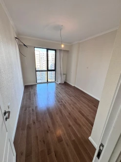 Satılır yeni tikili 4 otaqlı 110 m²,  İnşaatçılar m.-11