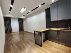 Satılır yeni tikili 3 otaqlı 90 m², İnşaatçılar m.-7