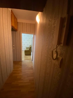 Satılır köhnə tikili 2 otaqlı 40 m², İnşaatçılar m.-17