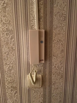 Satılır köhnə tikili 2 otaqlı 40 m², İnşaatçılar m.-5