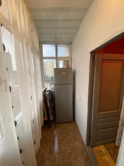 Satılır köhnə tikili 2 otaqlı 40 m², İnşaatçılar m.-14