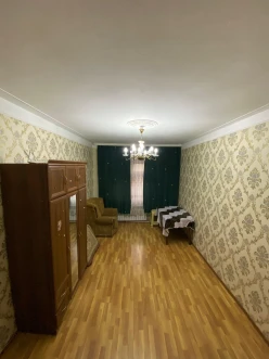 Satılır köhnə tikili 2 otaqlı 40 m², İnşaatçılar m.-10