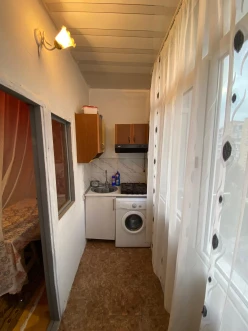 Satılır köhnə tikili 2 otaqlı 40 m², İnşaatçılar m.-15