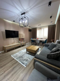Satılır yeni tikili 3 otaqlı 131 m²,  Yeni Günəşli-4