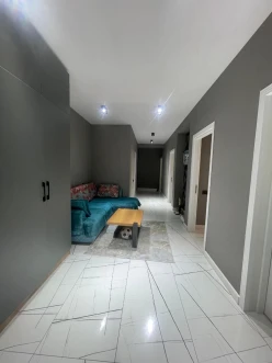 Satılır yeni tikili 3 otaqlı 131 m²,  Yeni Günəşli-11