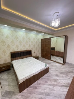 Satılır yeni tikili 3 otaqlı 80 m², İnşaatçılar m.-7