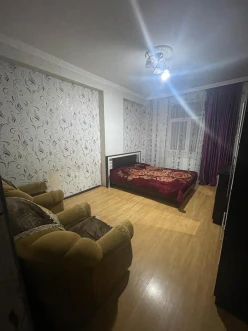 Satılır yeni tikili 2 otaqlı 74 m², İnşaatçılar m.-4