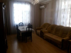 Satılır yeni tikili 2 otaqlı 74 m², İnşaatçılar m.-2