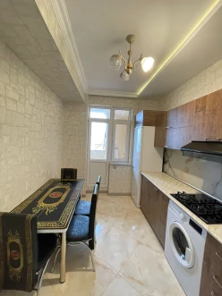 Satılır yeni tikili 3 otaqlı 80 m², İnşaatçılar m.-15