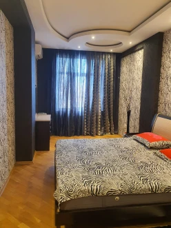 Satılır yeni tikili 3 otaqlı 135 m², Yasamal r.-5