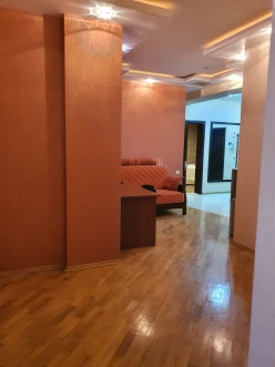 Satılır yeni tikili 3 otaqlı 135 m², Yasamal r.-6