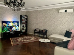 Satılır yeni tikili 3 otaqlı 170 m², Yasamal r.-3