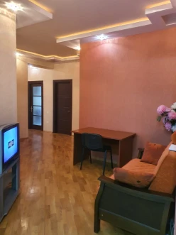 Satılır yeni tikili 3 otaqlı 135 m², Yasamal r.-3