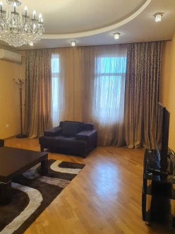 Satılır yeni tikili 3 otaqlı 135 m², Yasamal r.-2