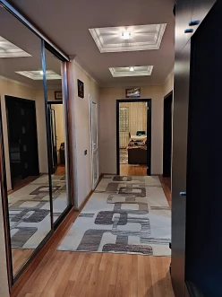 Satılır yeni tikili 2 otaqlı 81 m², Bakıxanov q.-12