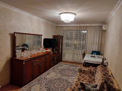 Satılır yeni tikili 2 otaqlı 81 m², Bakıxanov q.-4