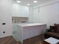 Satılır yeni tikili 2 otaqlı 76 m², Yasamal r.-6