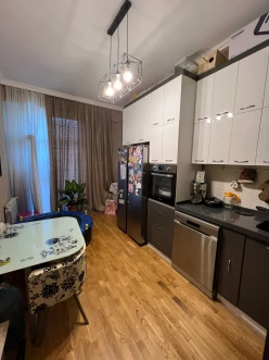 Satılır yeni tikili 3 otaqlı 88 m², Yasamal r.-6