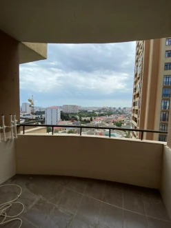 Satılır yeni tikili 4 otaqlı 145 m², Yasamal r.-15