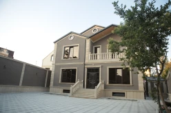 Satılır ev/villa 6 otaqlı 375 m², Bakıxanov q.-2