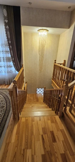 Satılır ev/villa 9 otaqlı 300 m², Binə q.-19