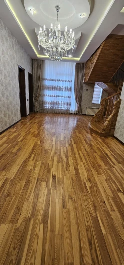 Satılır ev/villa 9 otaqlı 300 m², Binə q.-14