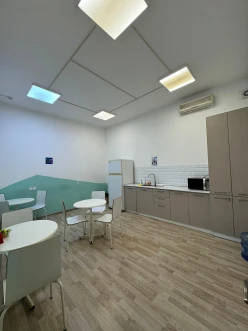 İcarə ofis 7 otaqlı 200 m², Nərimanov r.-11