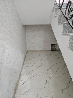 Satılır ev/villa 7 otaqlı 240 m², Binə q.-18