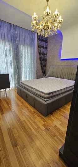 Satılır ev/villa 9 otaqlı 300 m², Binə q.-3