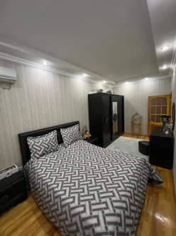 Satılır yeni tikili 3 otaqlı 100 m²,  İnşaatçılar m.-3