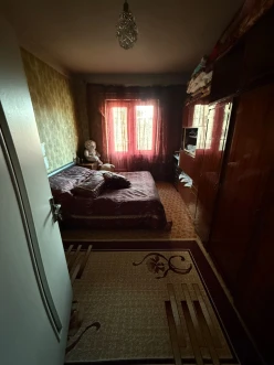 Satılır köhnə tikili 4 otaqlı 100 m²,  İnşaatçılar m.-2