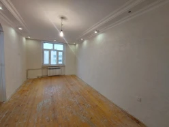 Satılır köhnə tikili 3 otaqlı 65 m²,  Qaraçuxur-6