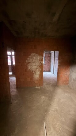 Satılır yeni tikili 2 otaqlı 80 m²,  İnşaatçılar m.-2