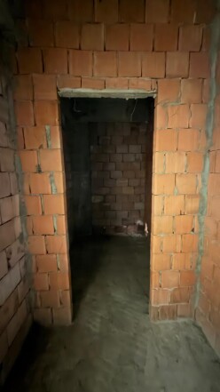 Satılır yeni tikili 2 otaqlı 80 m²,  İnşaatçılar m.-3