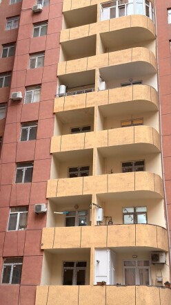Satılır yeni tikili 2 otaqlı 80 m²,  İnşaatçılar m.-10
