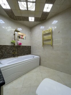 Satılır ev/villa 6 otaqlı 240 m²,  Əmircan-16