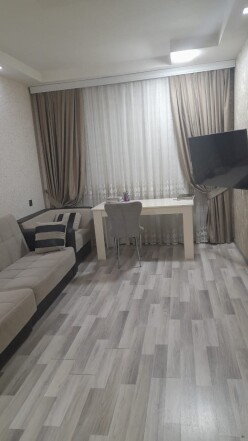 Satılır köhnə tikili 4 otaqlı 100 m²,  Yeni Günəşli-2