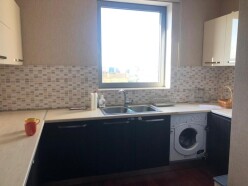 İcarə yeni tikili 4 otaqlı 200 m²,  Səbail-7