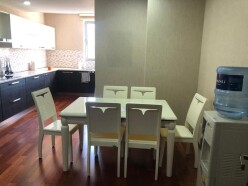 İcarə yeni tikili 4 otaqlı 200 m²,  Səbail-10