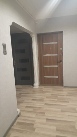 Satılır köhnə tikili 4 otaqlı 100 m²,  Yeni Günəşli-4