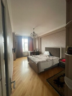 Satılır yeni tikili 2 otaqlı 75 m²,  Səbail-6