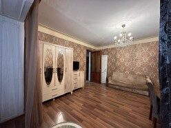 Satılır köhnə tikili 1 otaqlı 50 m², Bakıxanov-11 Satılır köhnə tikili 1 otaqlı 50 m², Bakıxanov-11