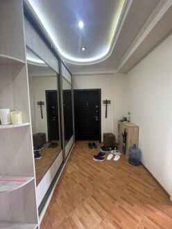 Satılır yeni tikili 2 otaqlı 75 m²,  Səbail-5